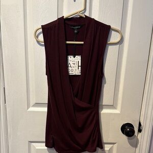 Women’s Sleeveless Drape Top - Burgundy
